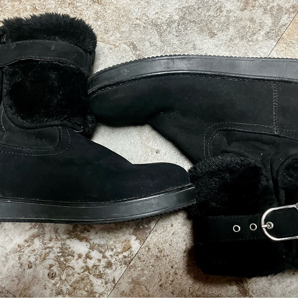 G by Guess Black Fur-Lined Boots